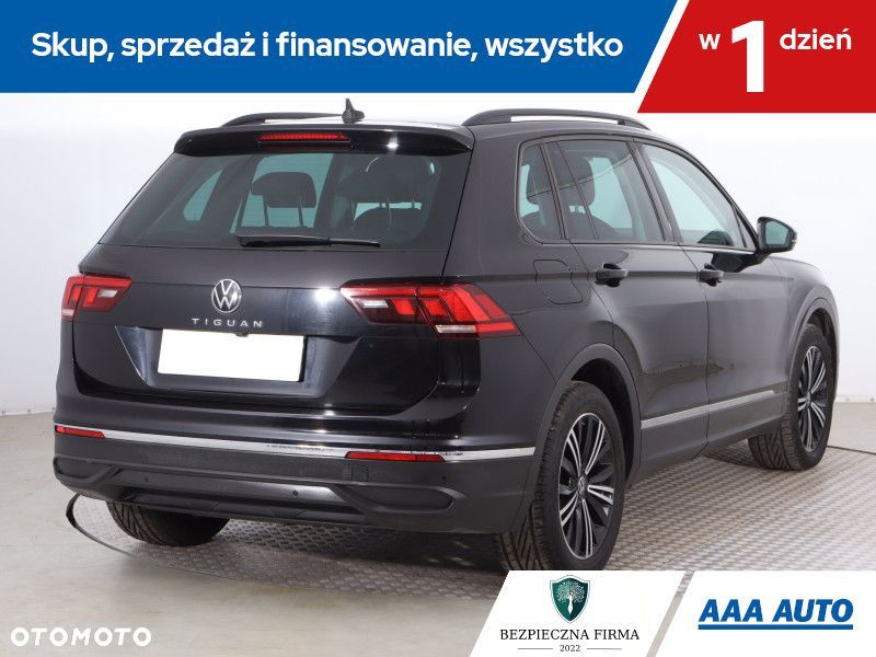 Volkswagen Tiguan - 7
