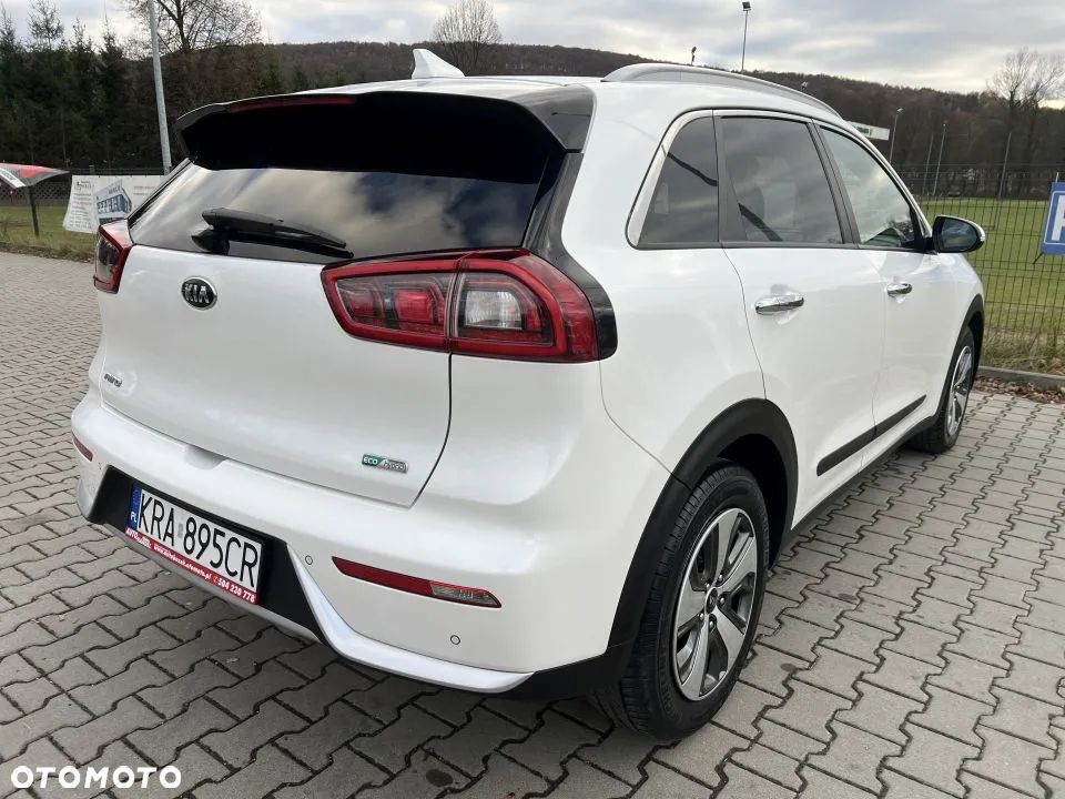 Kia Niro - 34