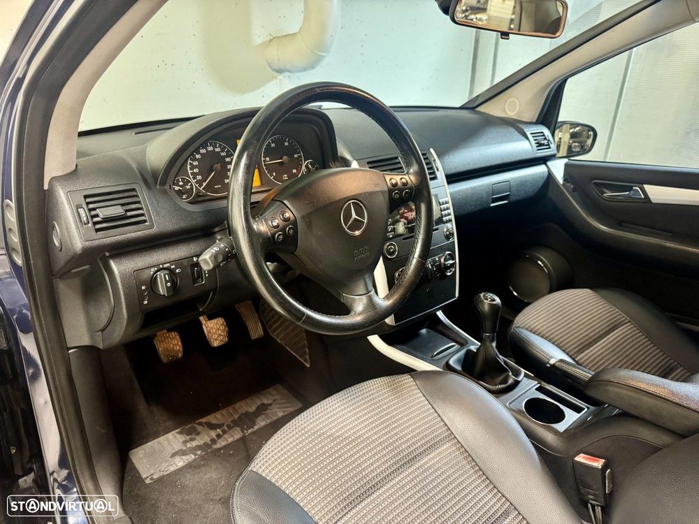 Mercedes-Benz A 200 CDI Avantgarde - 13