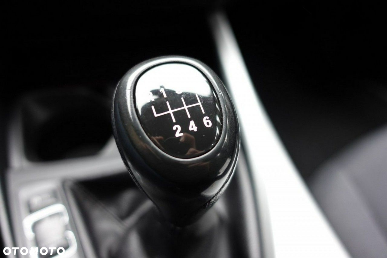 BMW Seria 1 - 15