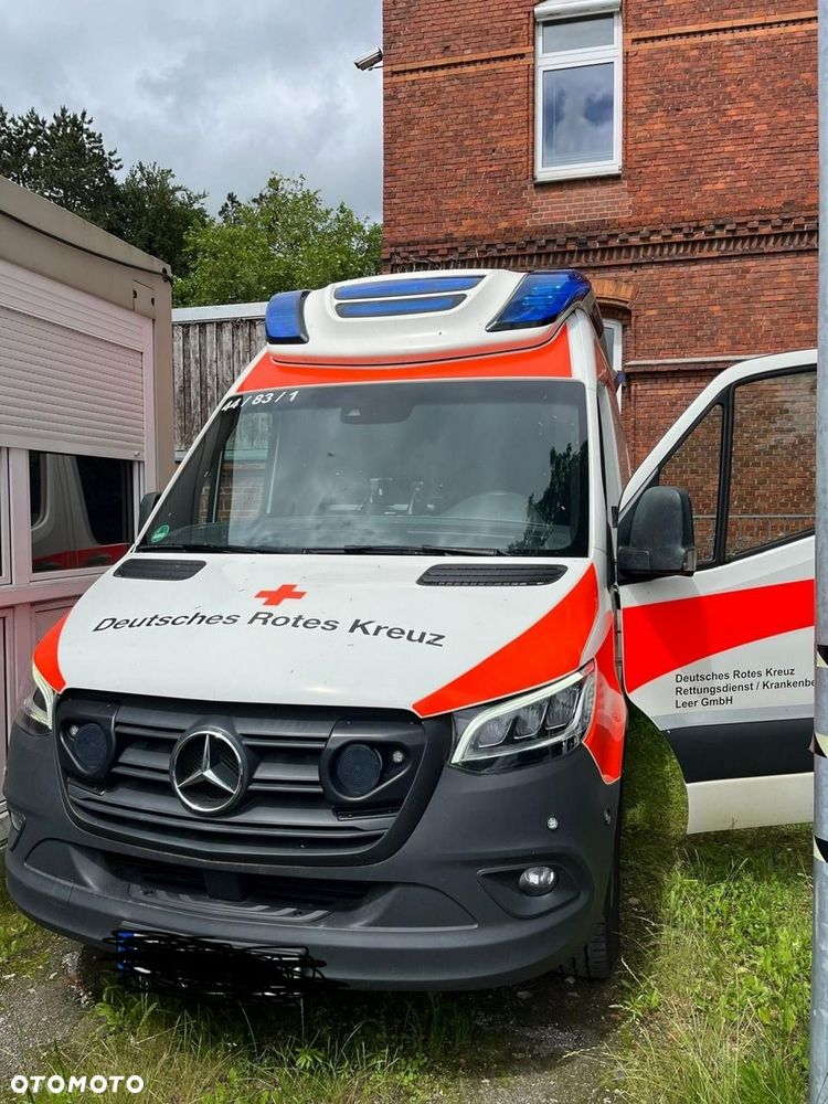 Mercedes-Benz Sprinter - 1