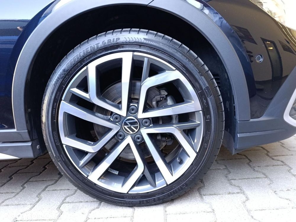 Volkswagen Golf - 18
