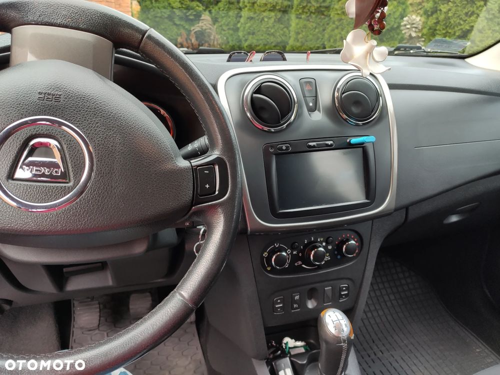 Dacia Sandero Stepway 0.9 TCe Laureate - 4