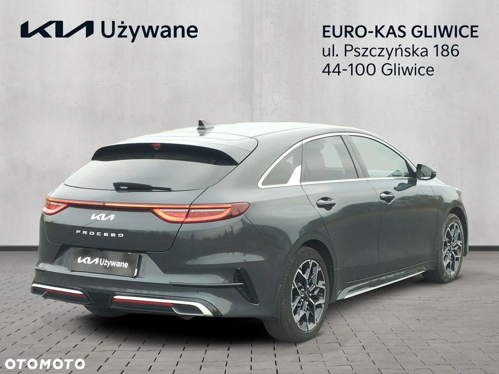 Kia ProCeed - 5