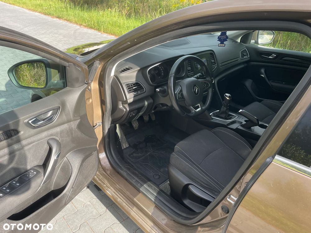 Renault Megane 1.5 dCi Zen - 9