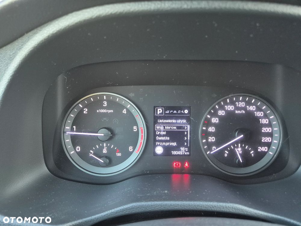 Hyundai Tucson 1.7 CRDI BlueDrive Style 2WD DCT - 9