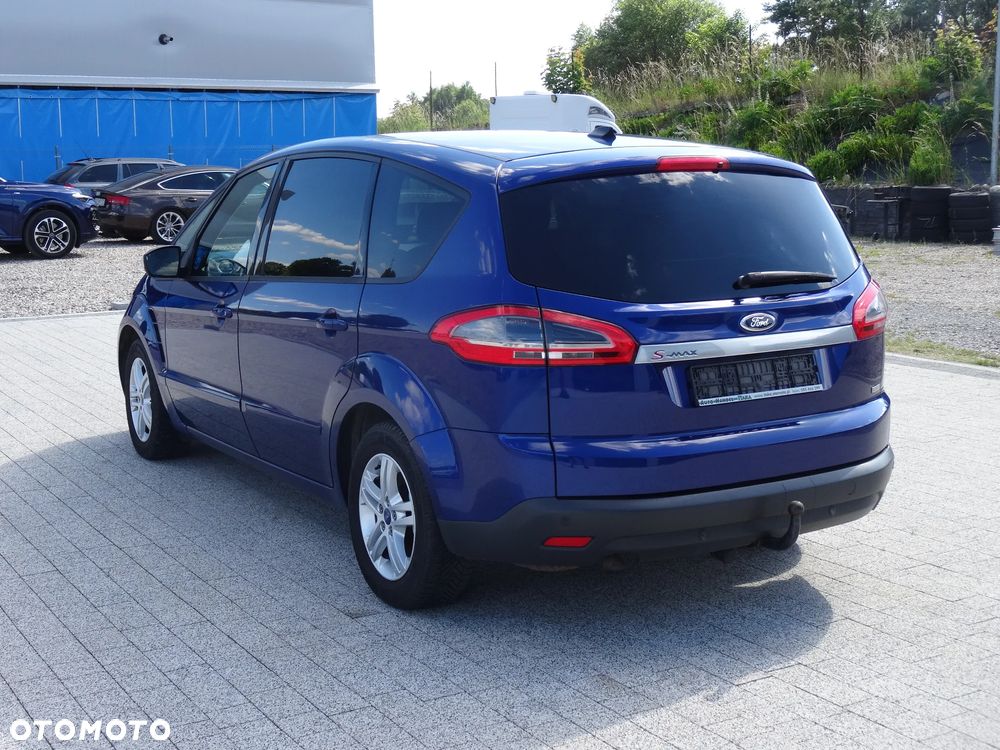 Ford S-Max - 9
