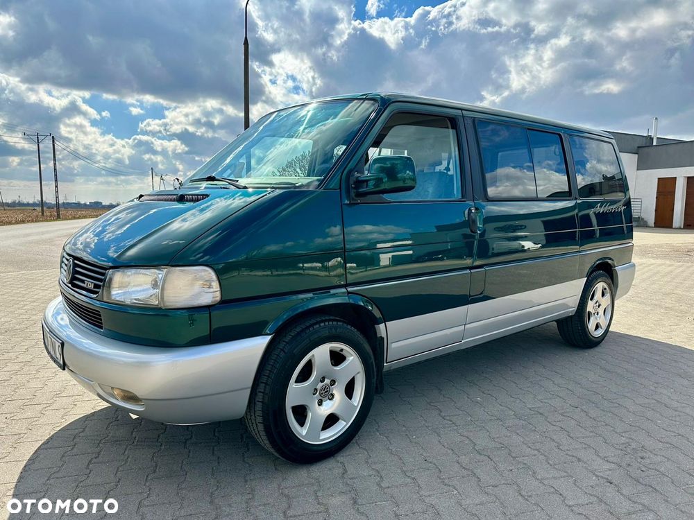 Volkswagen Multivan - 21