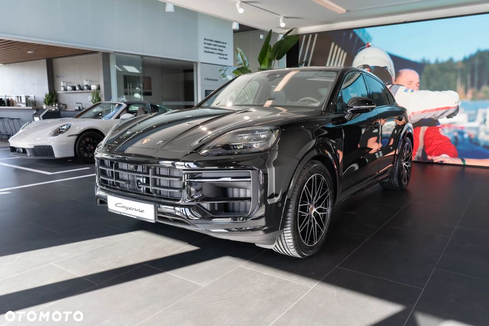 Porsche Cayenne E-Hybrid PHEV - 2