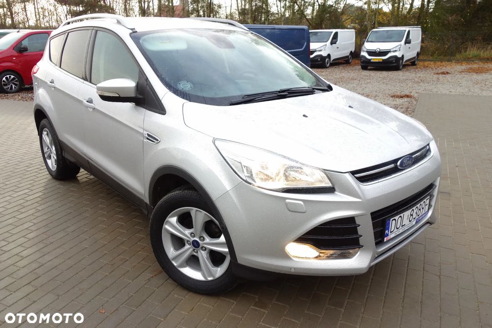 Ford Kuga 1.5 EcoBoost 2x4 Trend - 5