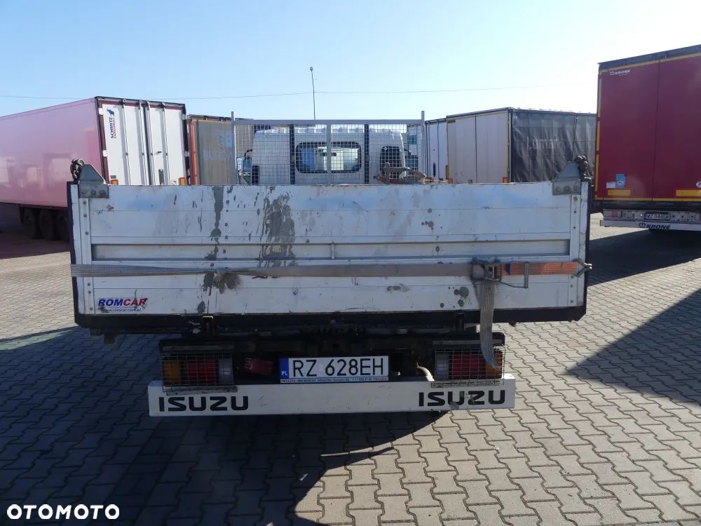 Isuzu M27 - 5