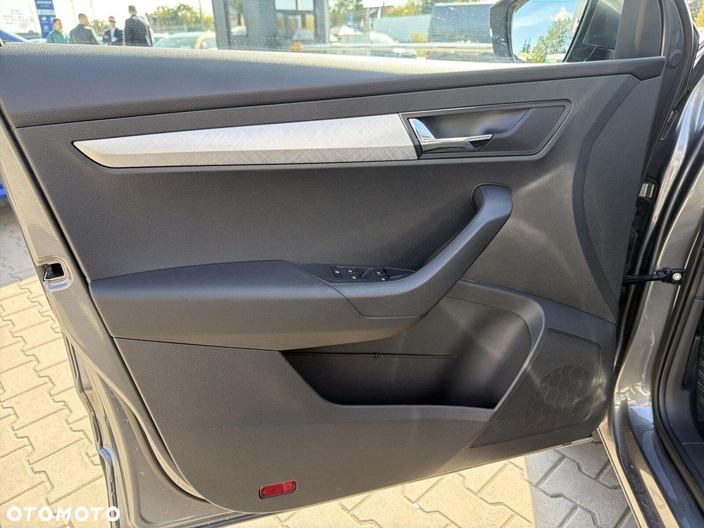 Skoda Karoq 1.5 TSI ACT Selection DSG - 11