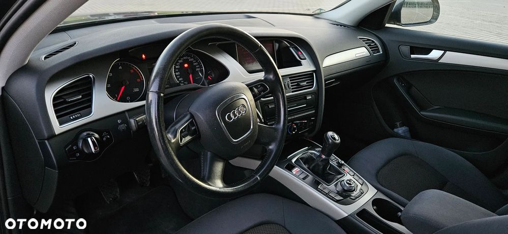 Audi A4 Allroad 2.0 TDI Quattro - 11