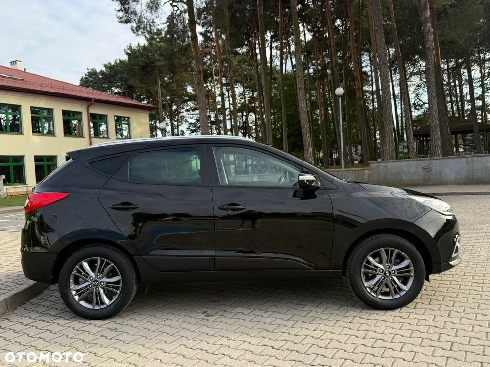 Hyundai ix35 1.6 2WD Fifa World Cup Edition - 12