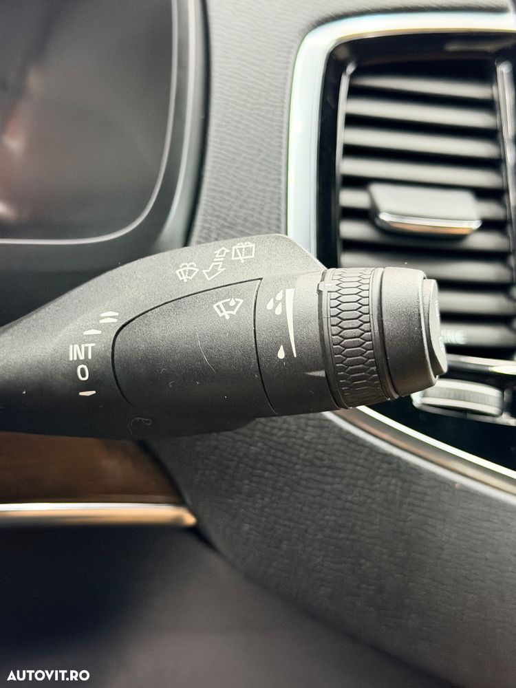 Volvo XC 90 T5 AWD Geartronic Inscription - 38