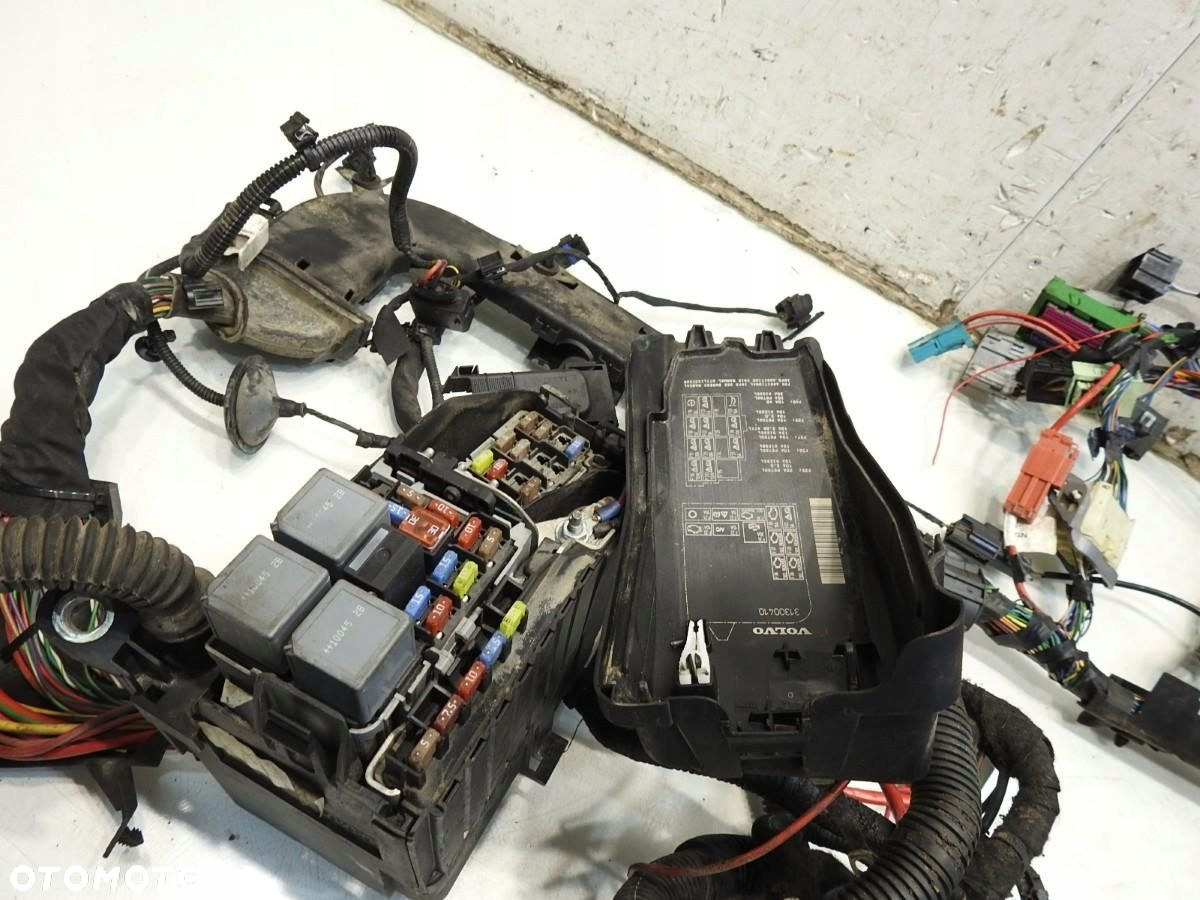 WIĄZKA INSTALACJA SILNIKA KOMORY SILNIKA VOLVO XC60 I 2.4 D5 - 12