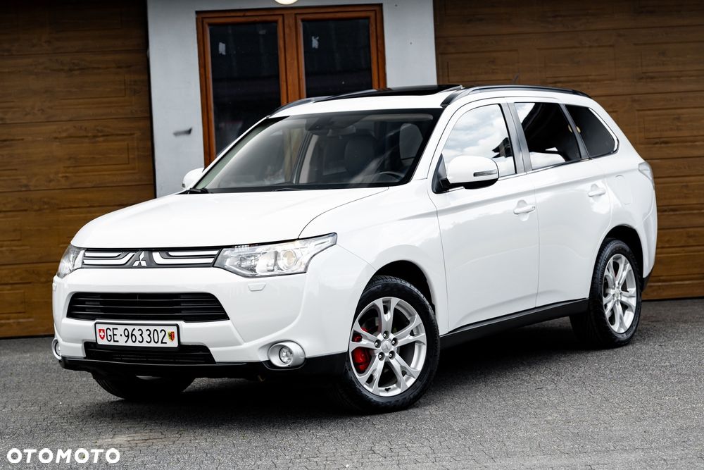 Mitsubishi Outlander 2.2 DI-D 4WD Automatik Invite - 5