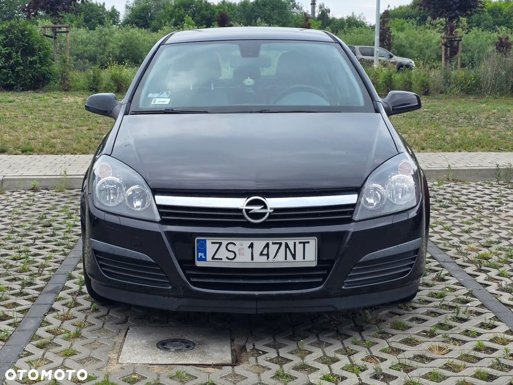 Opel Astra 1.8 Sport - 1