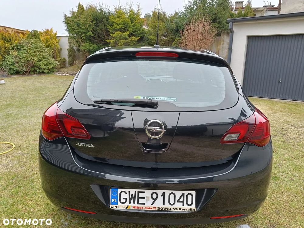 Opel Astra 1.6 Cosmo - 3
