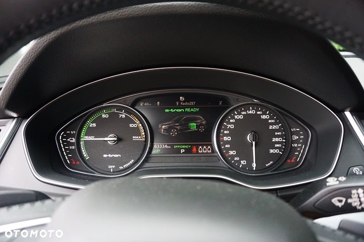 Audi Q5 50 TFSI e Quattro S Line S tronic - 28