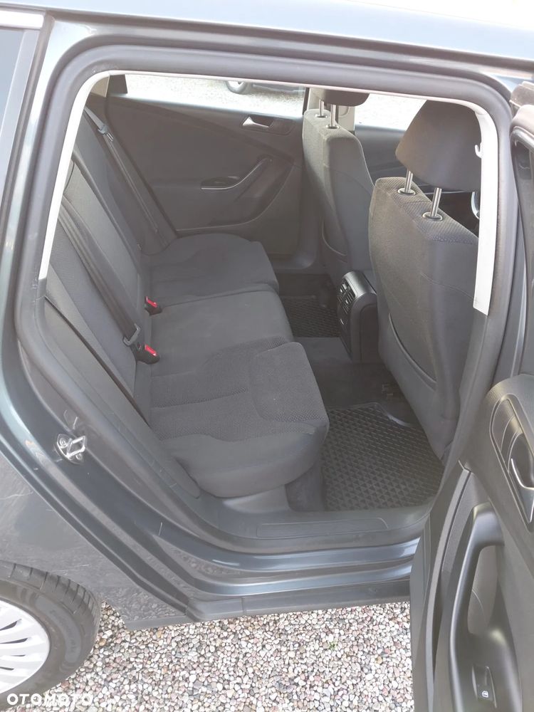 Volkswagen Passat 2.0 TDI Comfortline DSG - 20