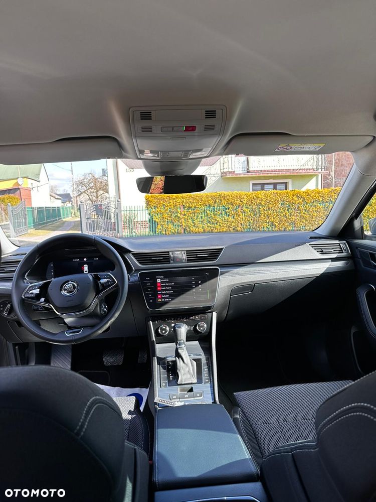 Skoda Superb 2.0 TDI SCR Ambition DSG - 21