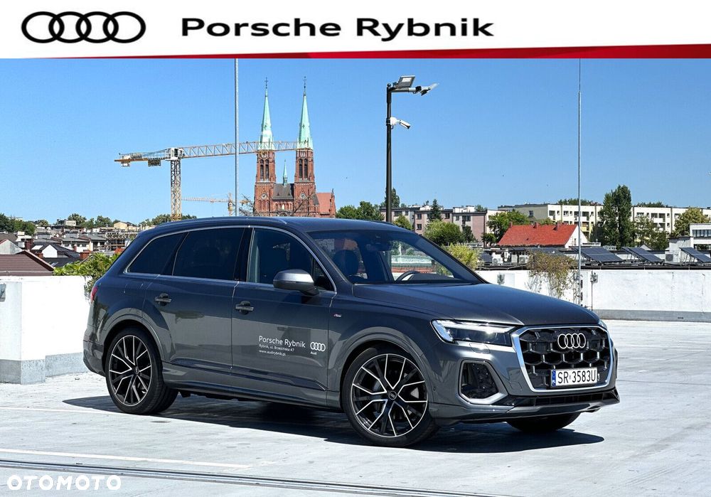 Audi Q7 - 1