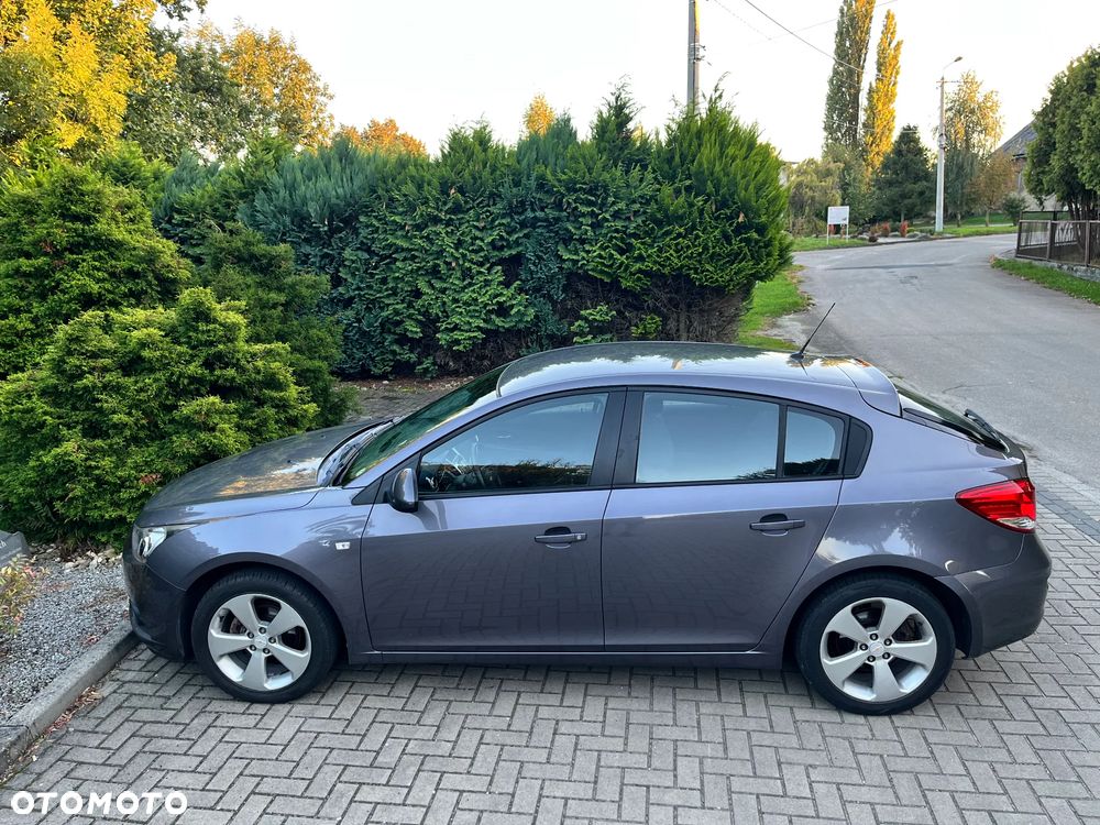 Chevrolet Cruze 1.8 LT+ - 7