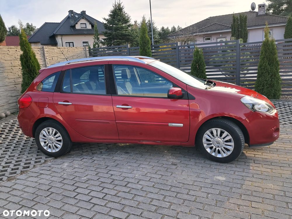 Renault Clio - 2