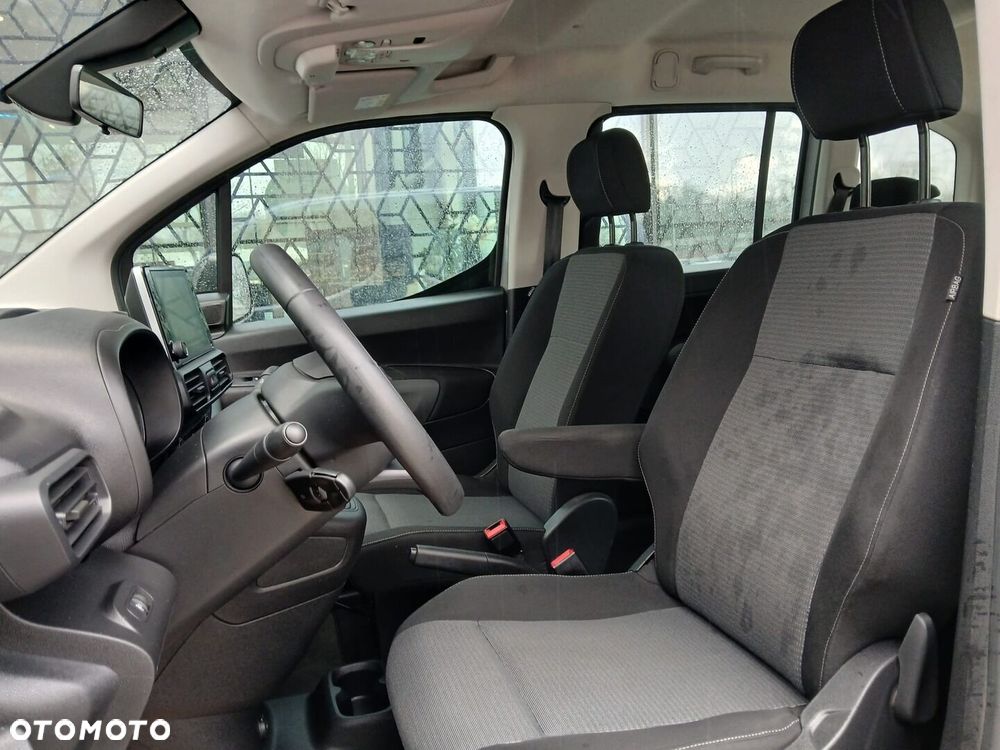 Toyota Proace City Verso 1.5 D-4D Business - 6