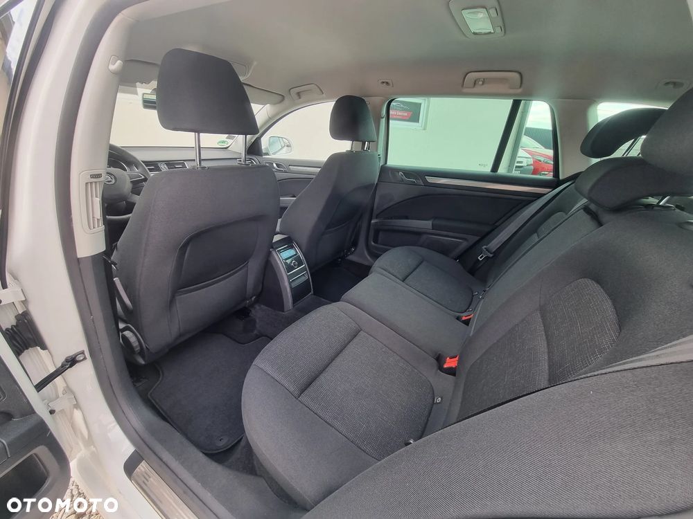 Skoda Superb - 11