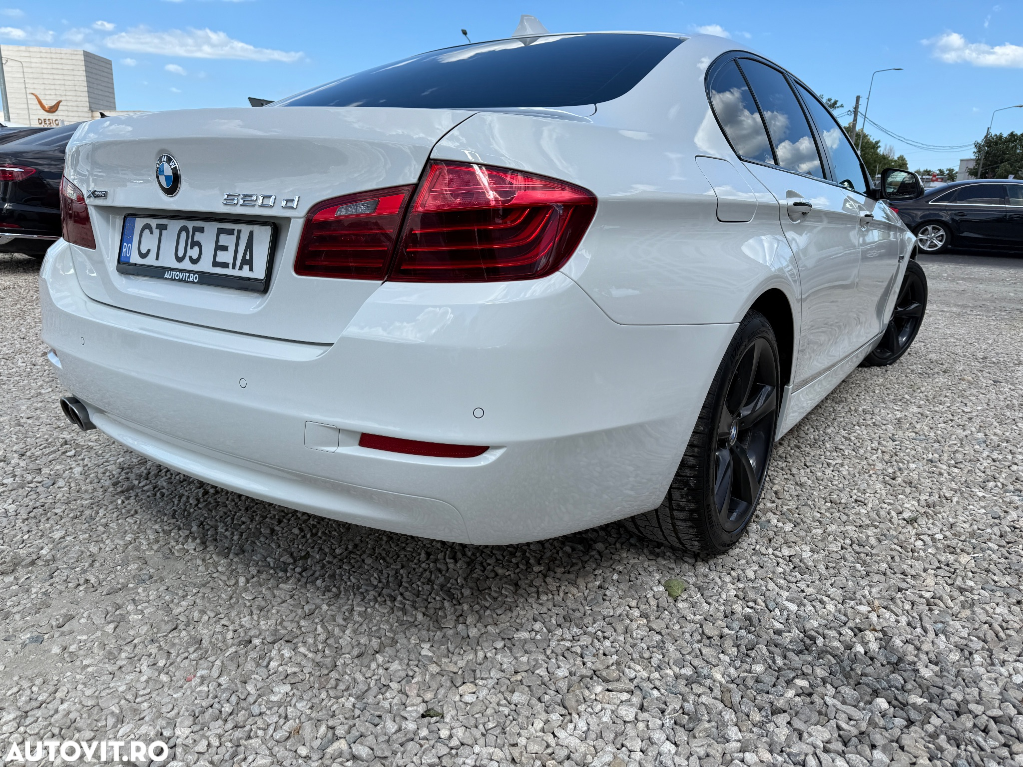 BMW Seria 5 520d xDrive Aut. Luxury Line - 30