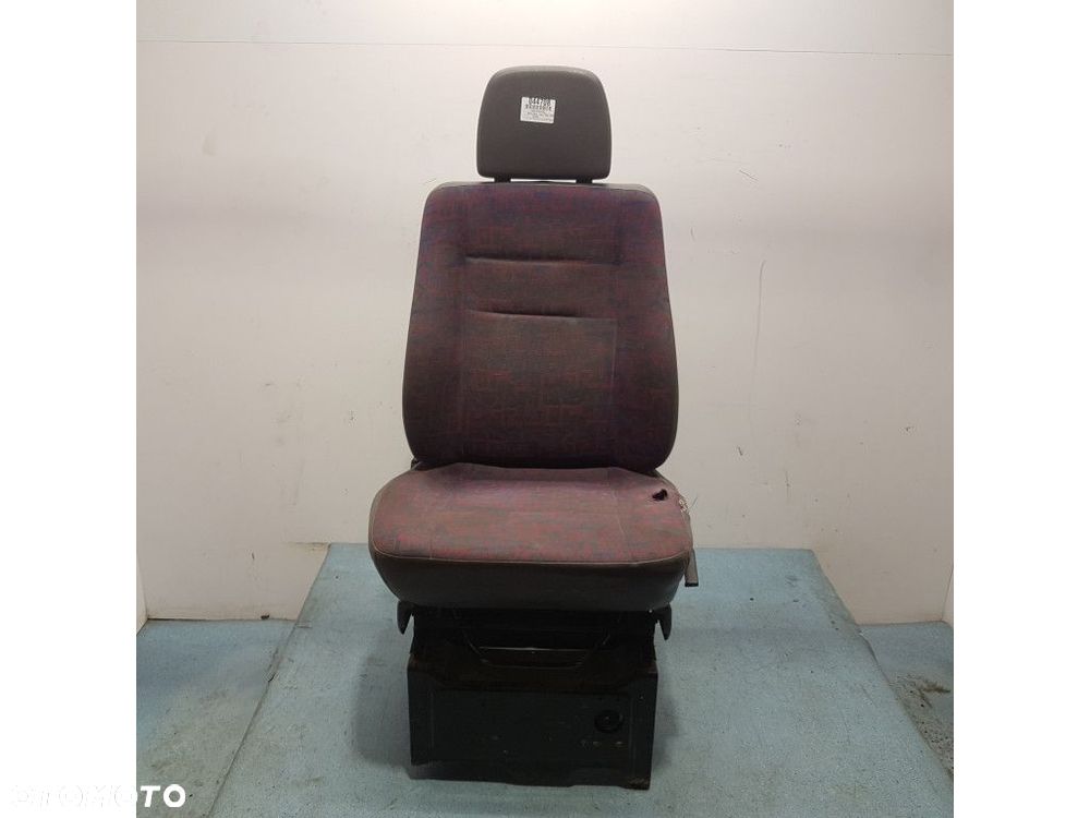 MERCEDES BENZ VITO W638 FOTEL KIEROWCY - 1