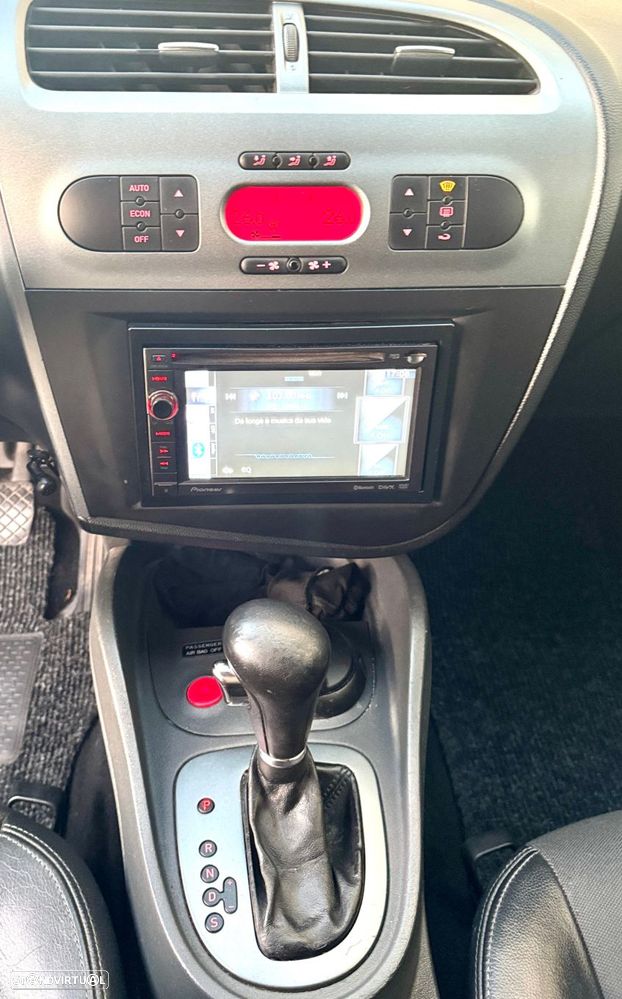 SEAT Leon 2.0 TDI Sport Up DSG - 13