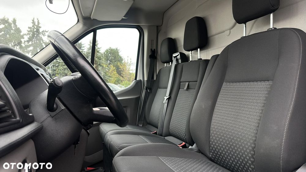 Ford Transit - 10