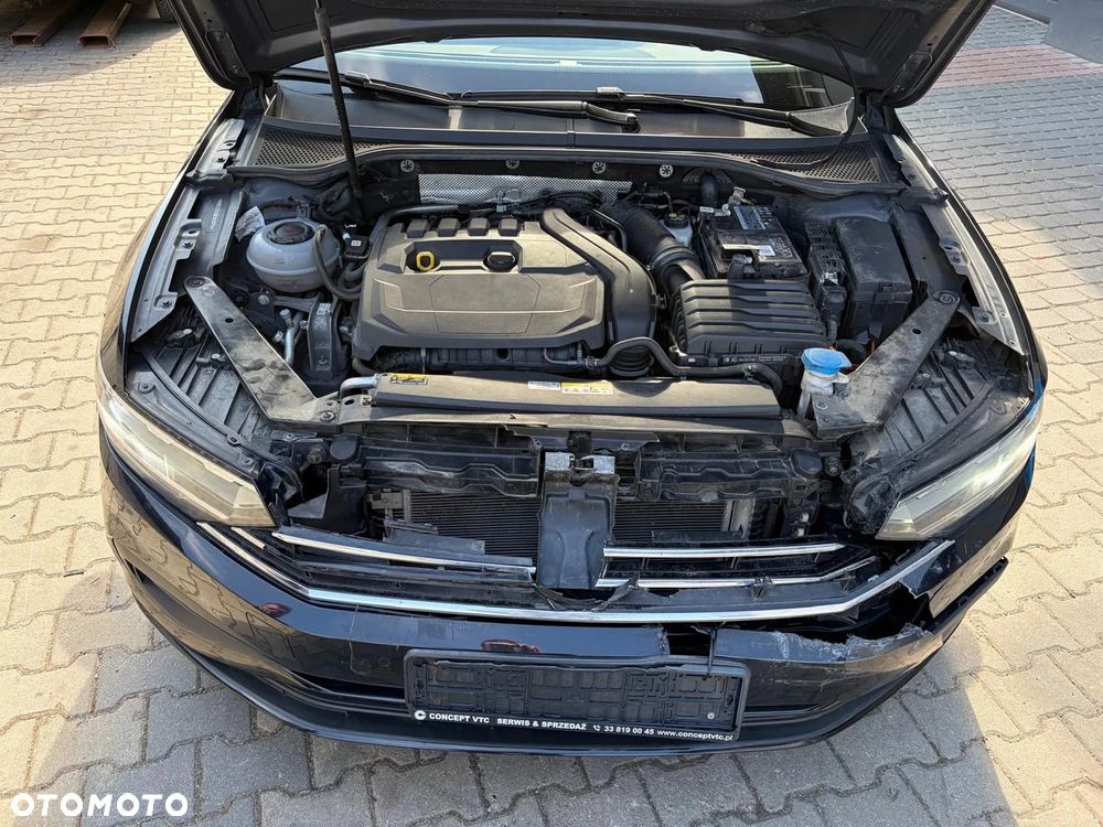 Volkswagen Passat 1.5 TSI EVO Elegance DSG - 9