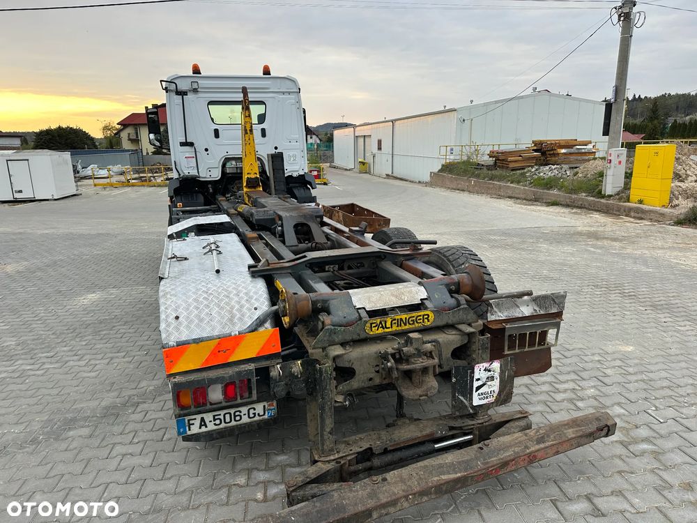 Mercedes-Benz Arocs 2540 - 12