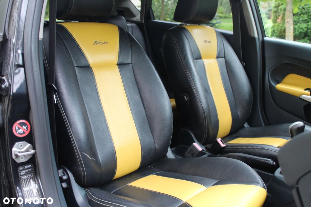 Ford Fiesta 1.6 TDCi Champions Edition - 3