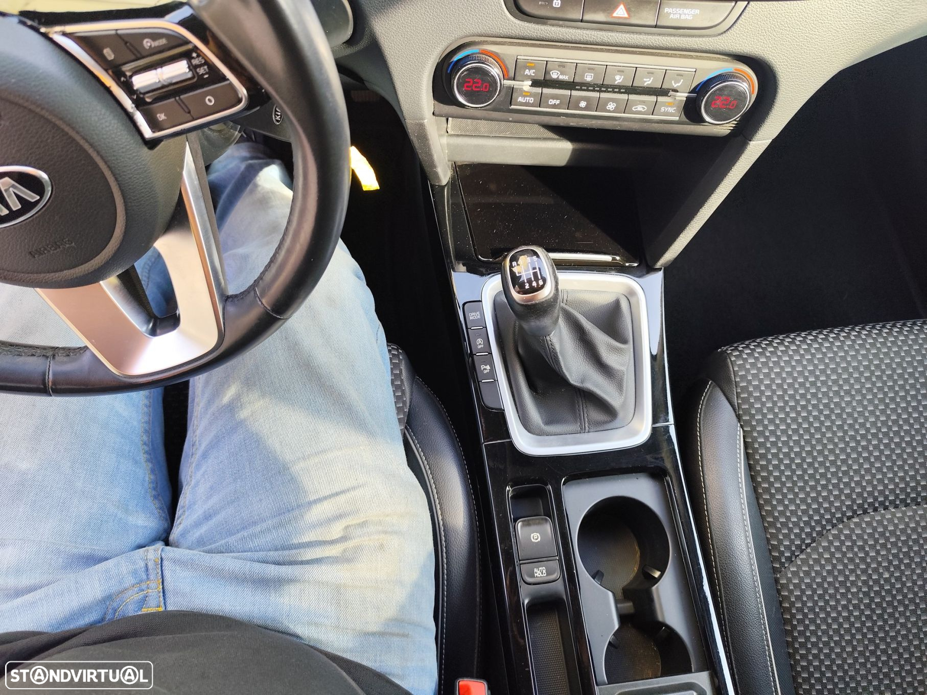 Kia Ceed SW 1.6 CRDi MHEV Drive+SRF - 18