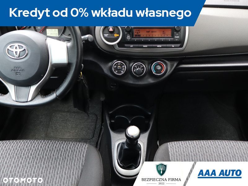 Toyota Yaris - 13