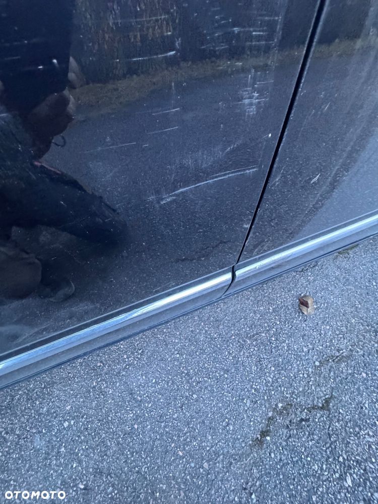 Volkswagen Multivan - 16