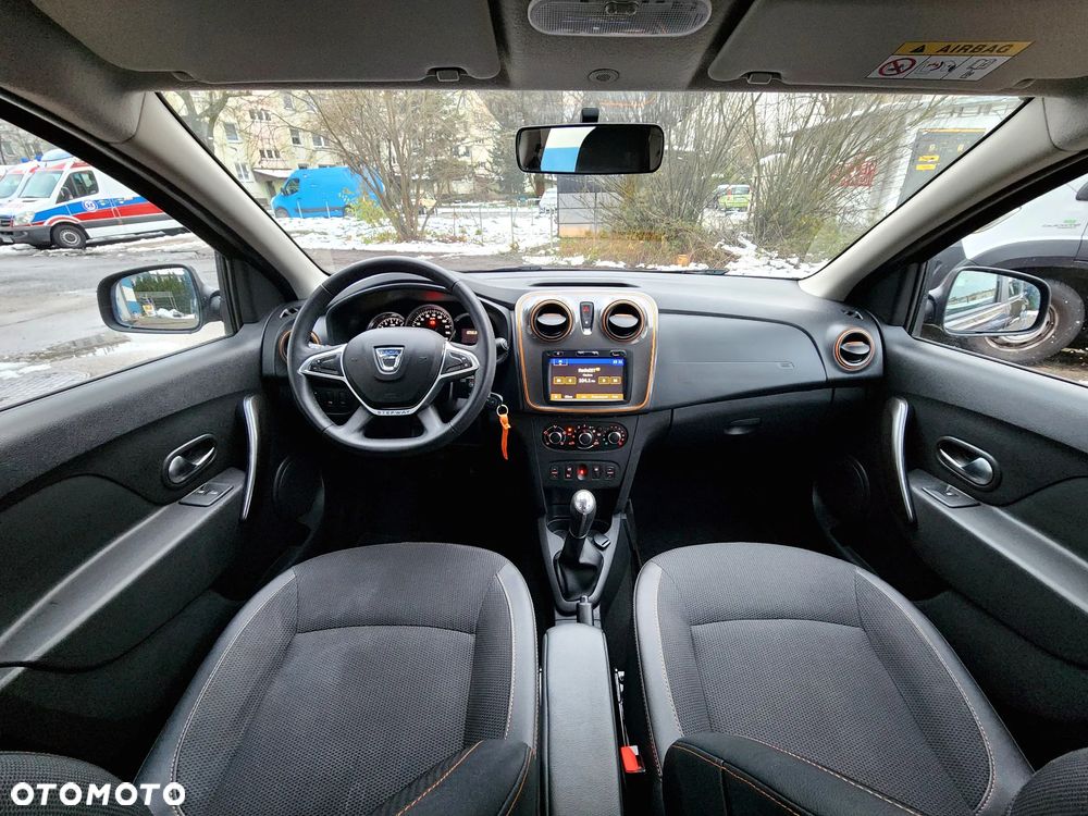 Dacia Sandero Stepway 0.9 TCe Ambiance S&S EU6 - 8