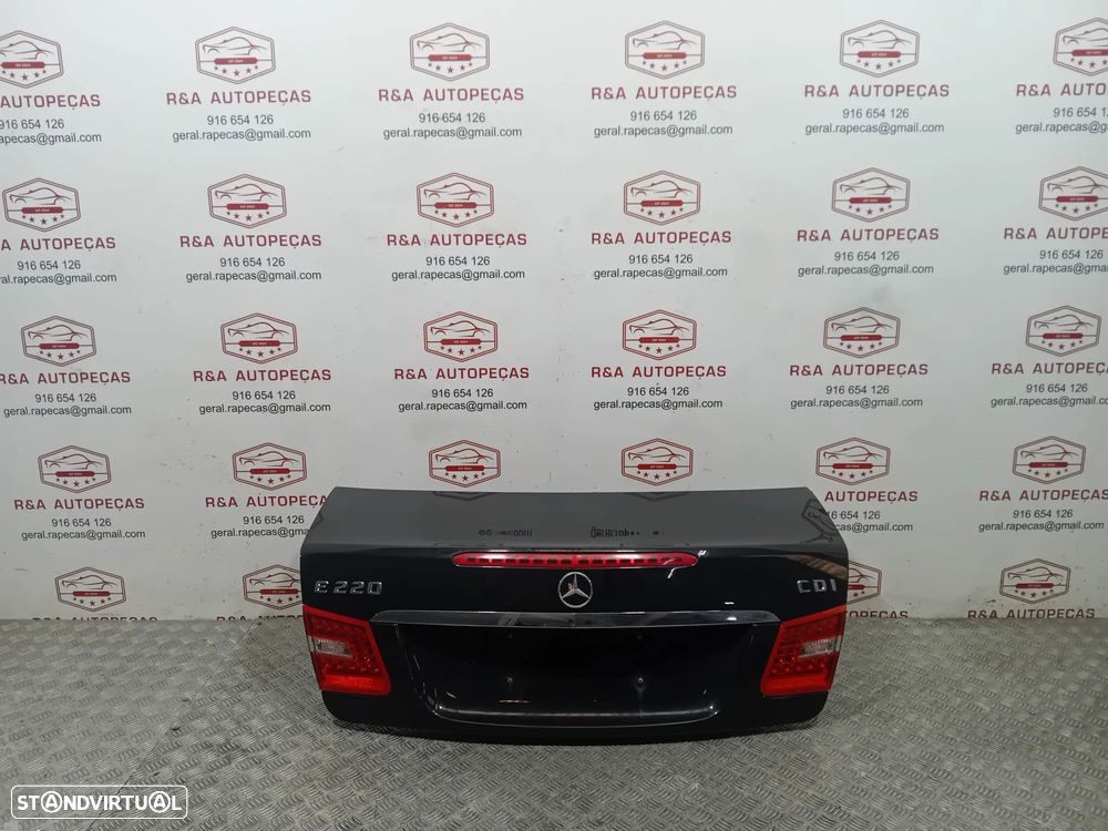 Tampa de Mala Mercedes Class E Coupé W212 Original - 2
