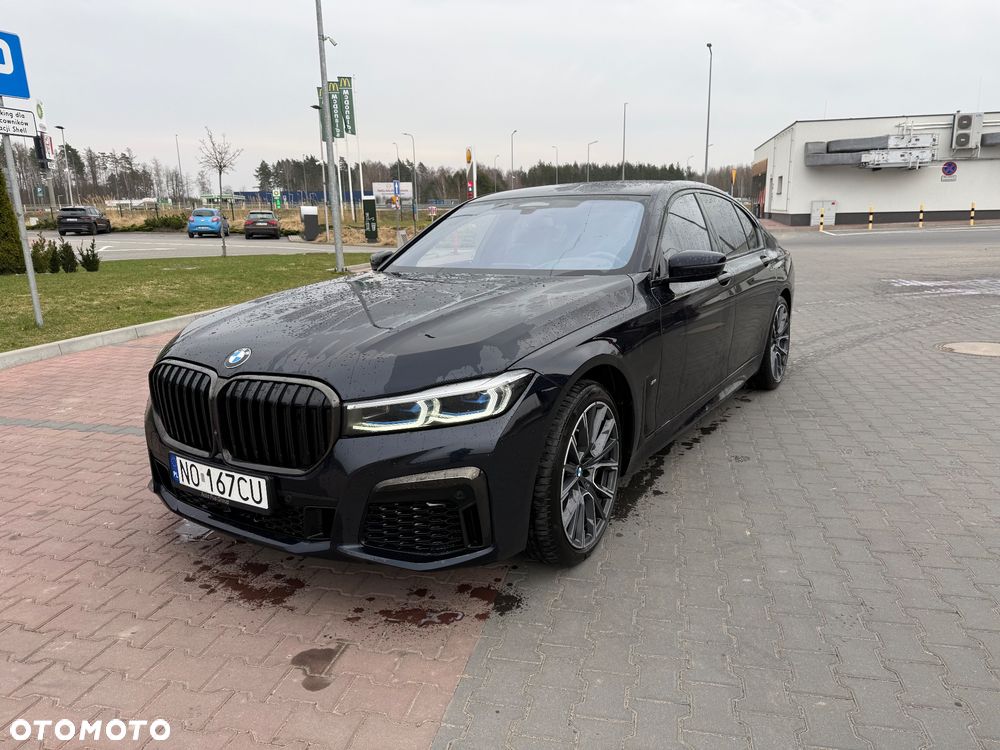 BMW Seria 7 750i xDrive - 1