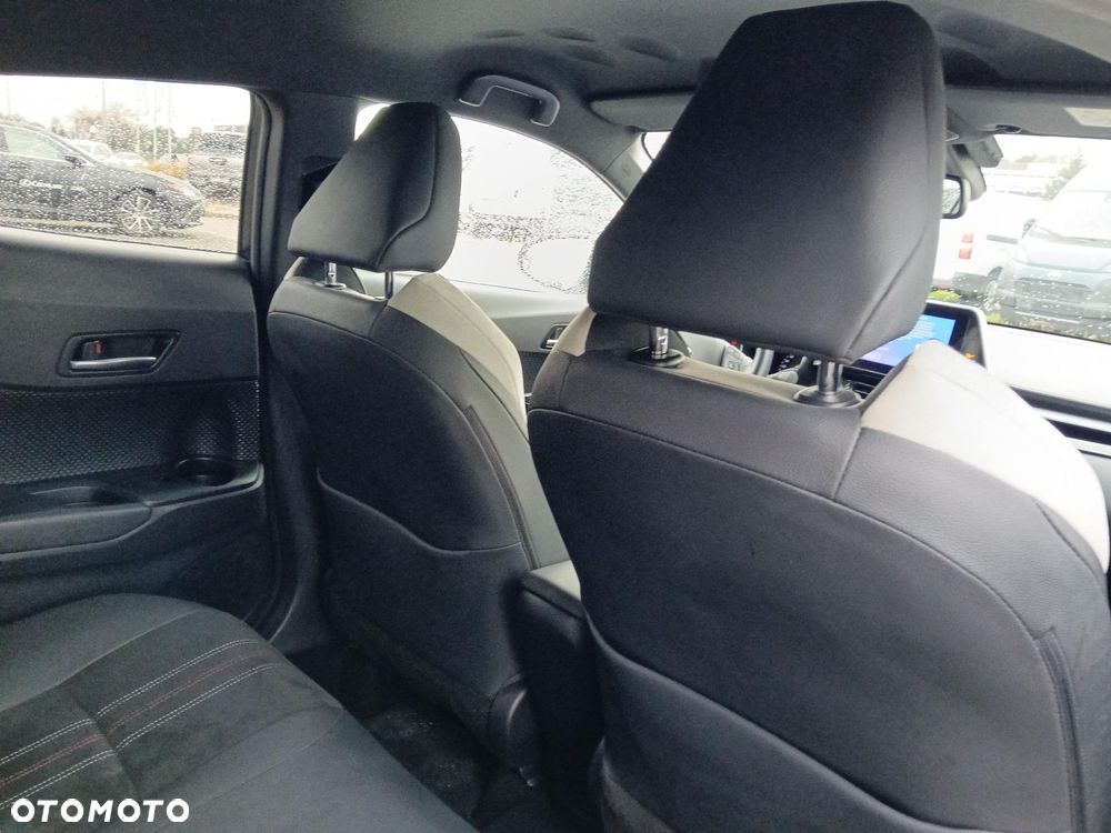 Toyota C-HR 1.8 Hybrid GPF GR Sport - 12
