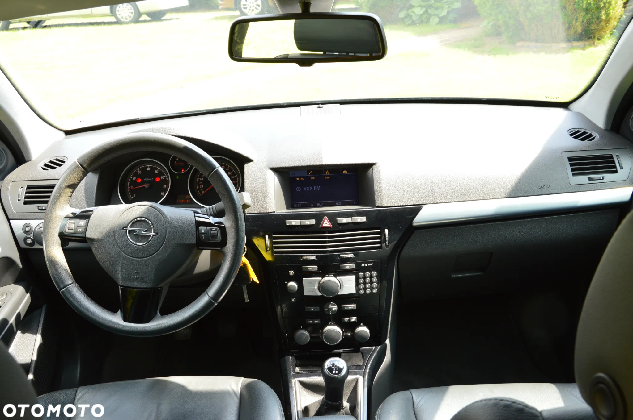 Opel Astra 1.6 Cosmo - 17