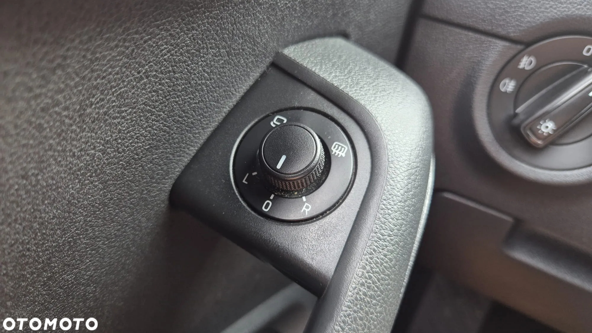 Skoda Octavia Combi 1.4 TSI DSG Ambition - 28