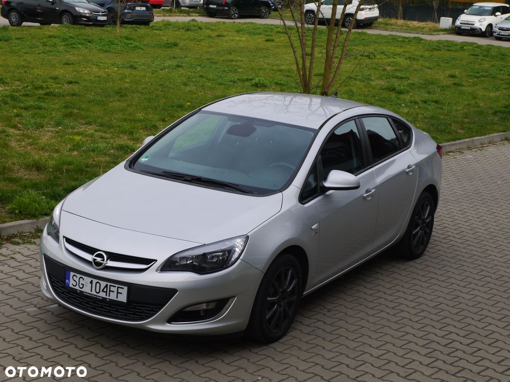 Opel Astra 1.4 Turbo Active - 26