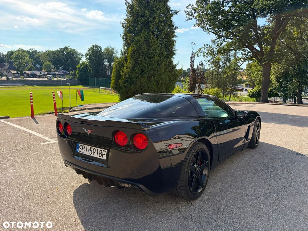 Chevrolet Corvette - 3