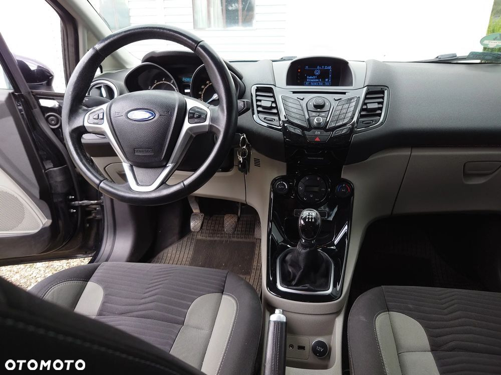 Ford Fiesta 1.0 EcoBoost Start-Stop SYNC Edition - 6